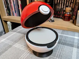 Pokéball wireless charger dock