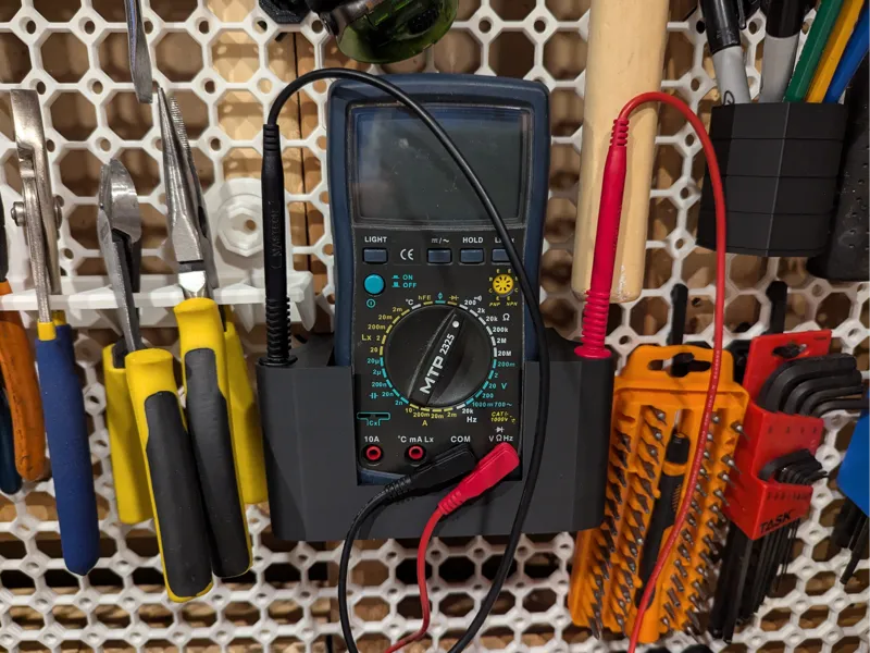 Multimeter and probe holder for Multiboard
