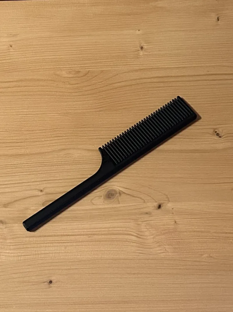 Classic comb with handle