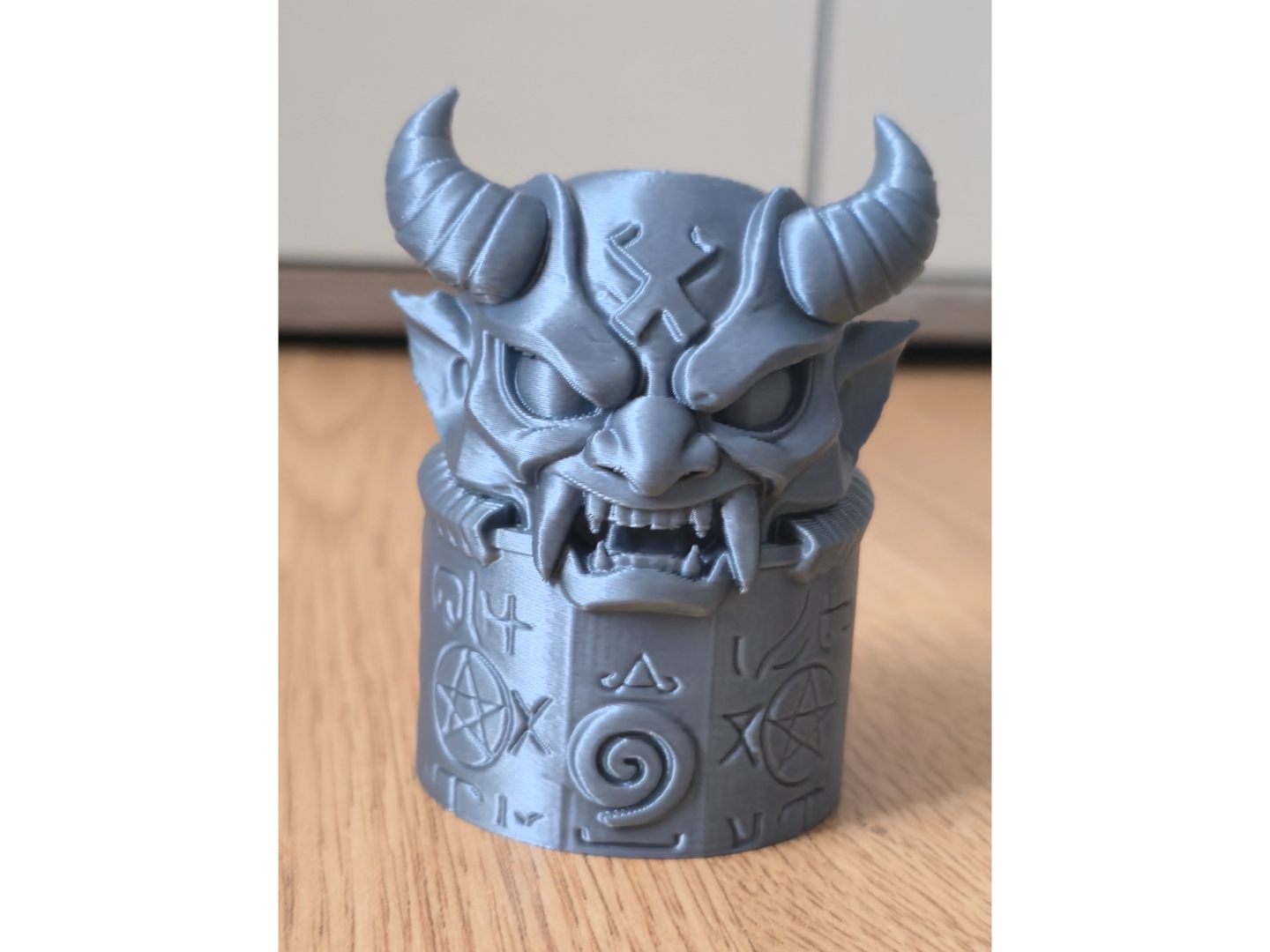 Horned Demon Skull – Gothic Occult Figurine