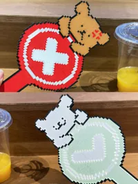 小尺寸对错牌钥匙扣(正反面黏在一起)