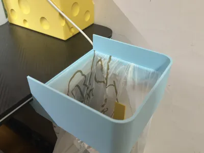 Desktop Edge Trash Can (using plastic bags)