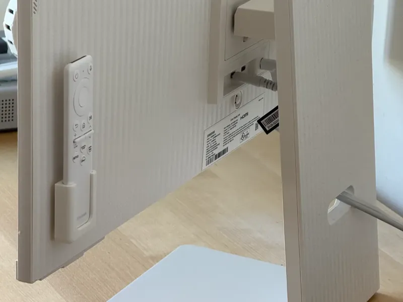 Samsung White Remote Sleeve Mount - Snug & Minimal