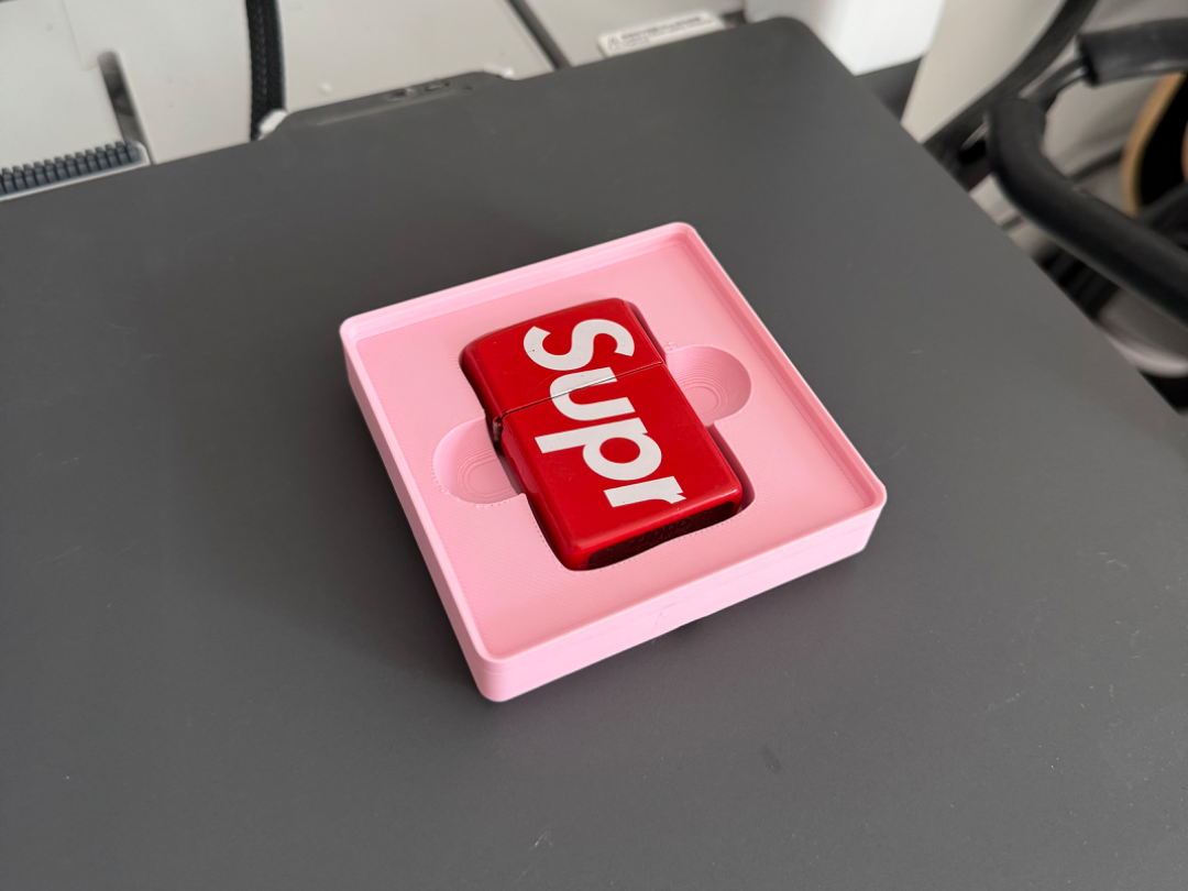 Gridfinity Zippo Holder Shadowbox