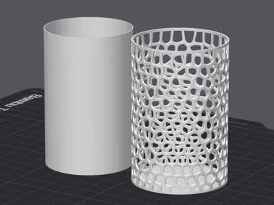 Separable voronoi vase or pen holder