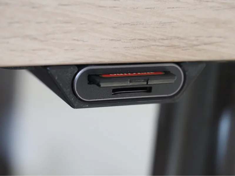 Desk Mount for uni Card Reader