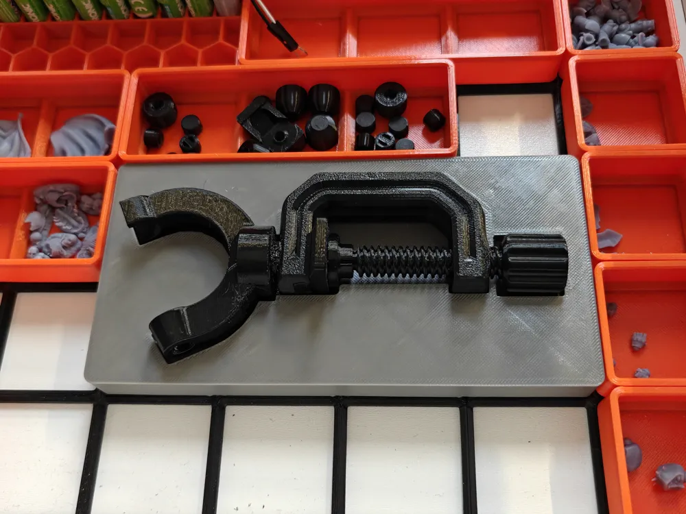 Gridfinity holder for Rotating Airbrush Stand - Free 3D Print Model ...