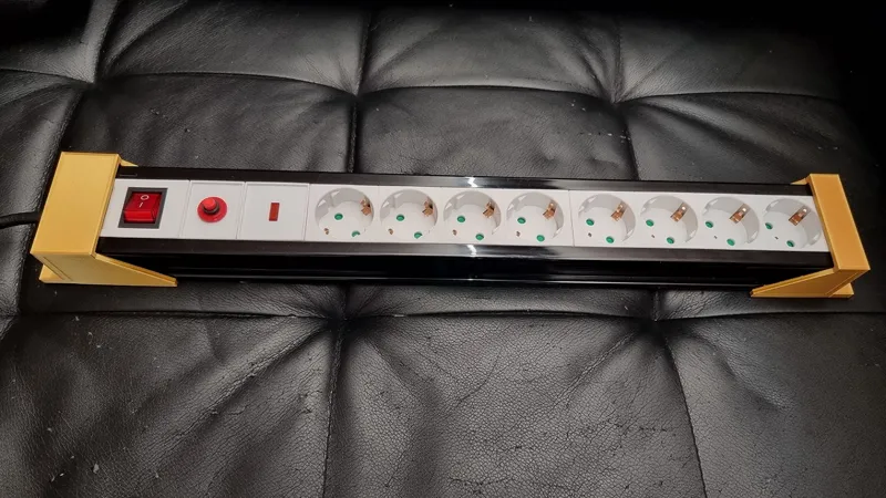 GSC Power Strip Outlet Holder