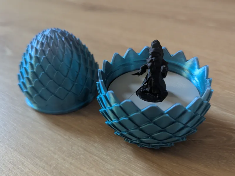 DND miniature holder