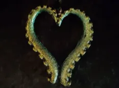 Tentacle heart necklace