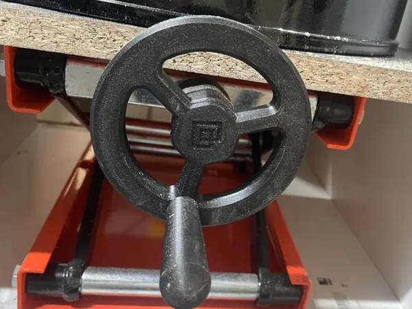 https://makerworld.bblmw.com/makerworld/model/US153a16f882d03/design/2025-10-13_d26afe9320d798.jpeg