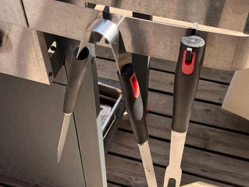 Universal Grill Tool Hooks – Fast & Easy Hangers