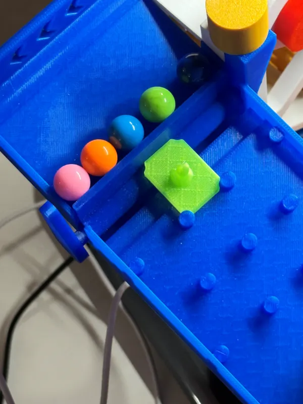 https://makerworld.bblmw.com/makerworld/model/US153eae745a52cb/design/2023-11-04_3a947b85bba3d.jpg