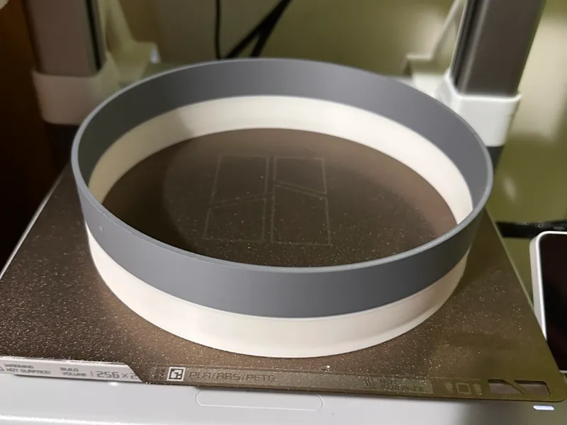 Curved ruler
