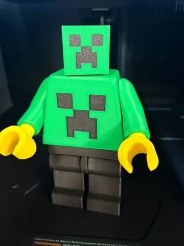 Modelo para impresión 3D: Creeper Kopf für 20cm Brickman Figur 500% — vista de referencia 2