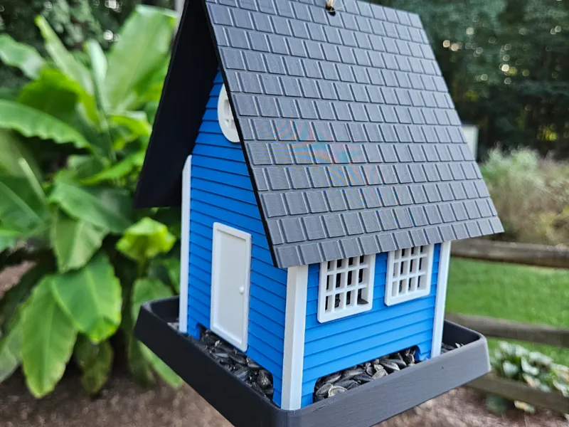 Bird Feeder - Lakeside Cottage (No AMS)