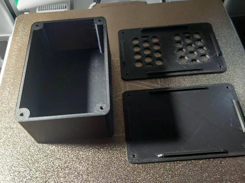 Rectangular box with 2 lids and screw holes