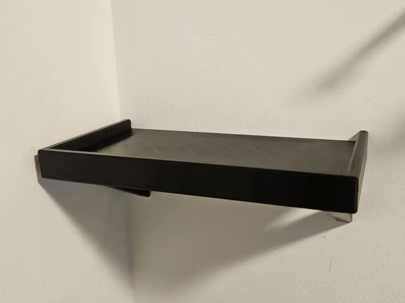 Removable shelf