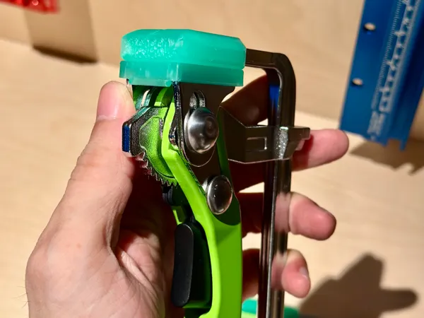 https://makerworld.bblmw.com/makerworld/model/US156cc470dd2640/design/2025-09-10_5d02472739d27.jpg