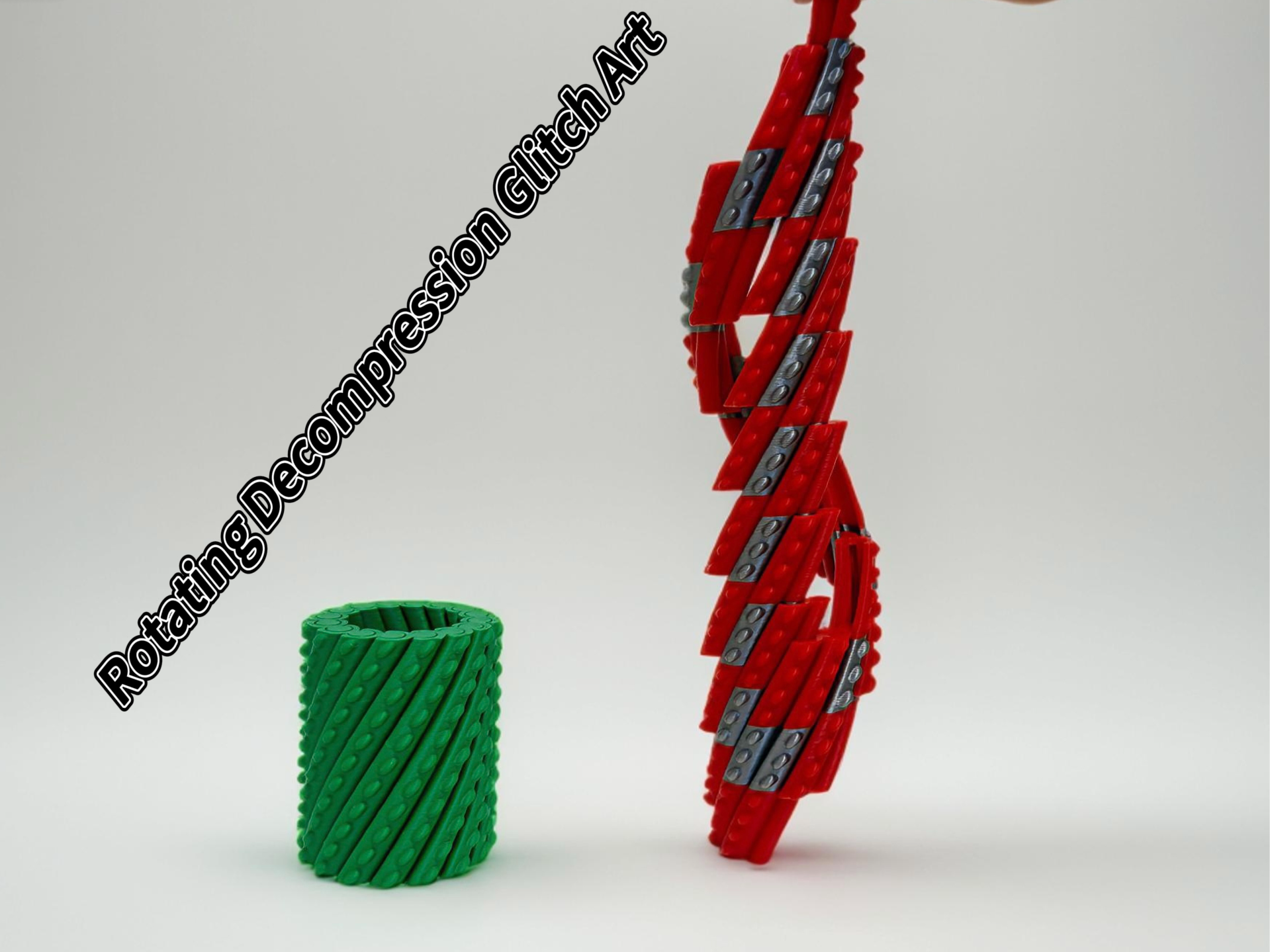 Miniatura 1 do modelo 3D 旋转解压花瓶