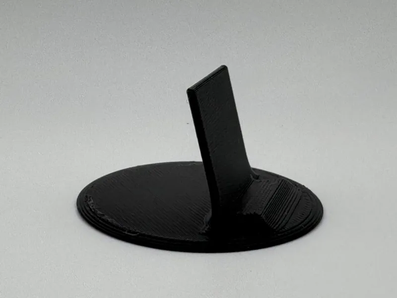 Display stand for smaller 3D prints, keychains etc