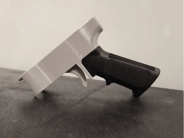 Print-In-Place Spray Paint Gun view 4