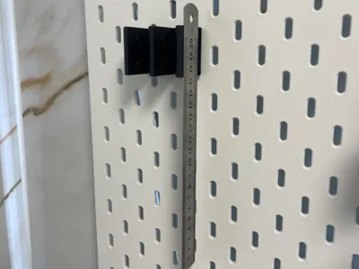 Metal Ruler Holder SKADIS