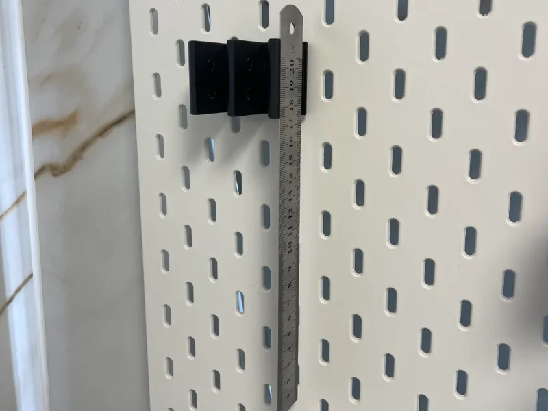 Metal Ruler Holder SKADIS