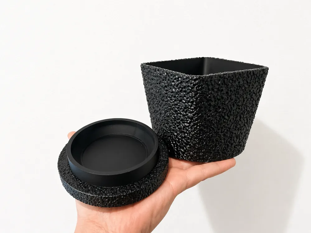 Textured Modern Planter with Drip Tray - Free 3D Print Model - MakerWorld