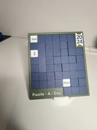 2 Color Board and 1 Color 'Pieces