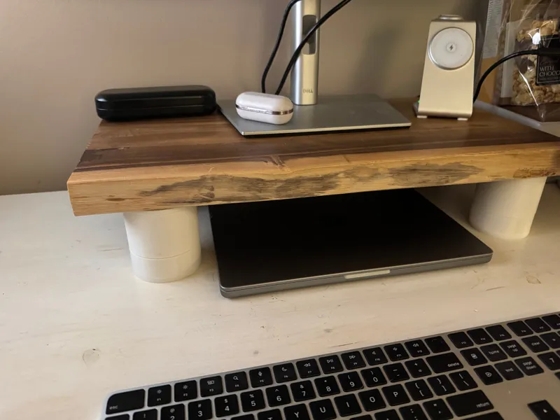 desk pucks-modular supports