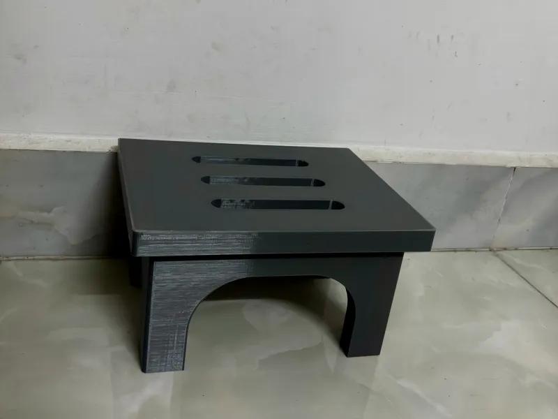 Sturdy Flat Chair