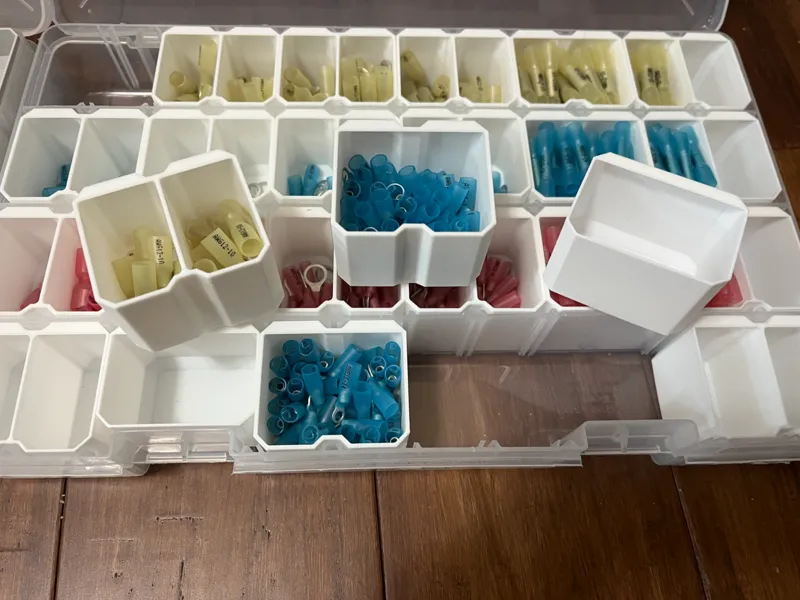 Bass Pro Shops 370 tackle tray inserts
