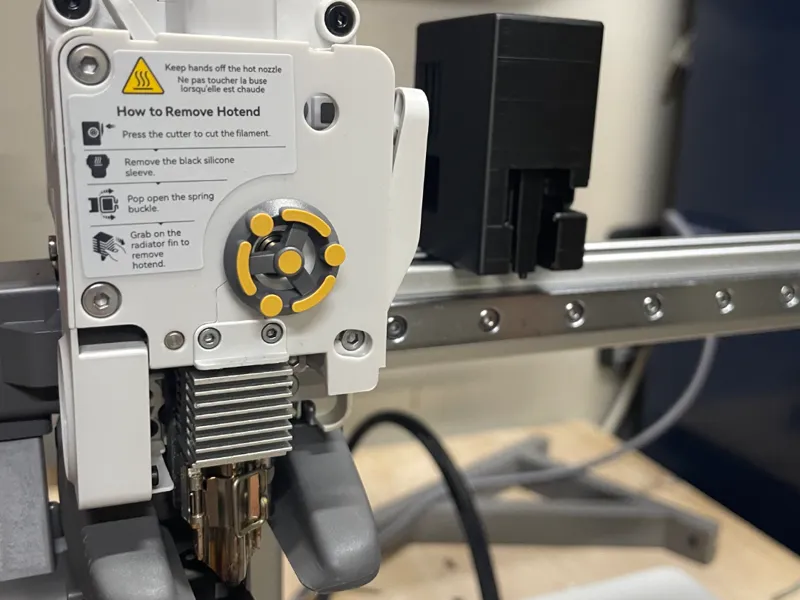futuristic model toolhead.