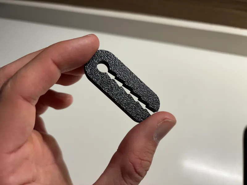 Light Bag Clip