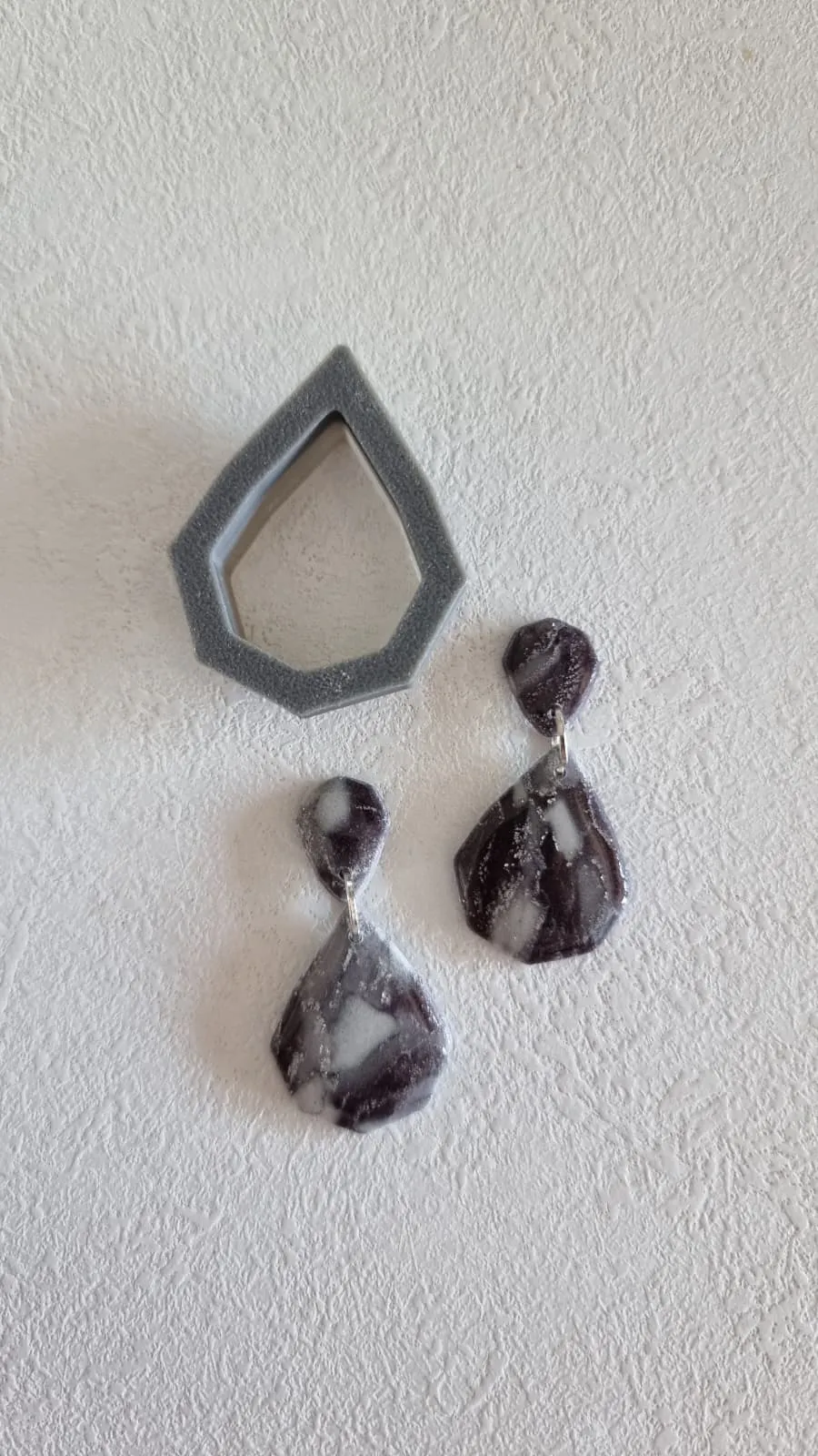 Droplet Earring Cutter view 3