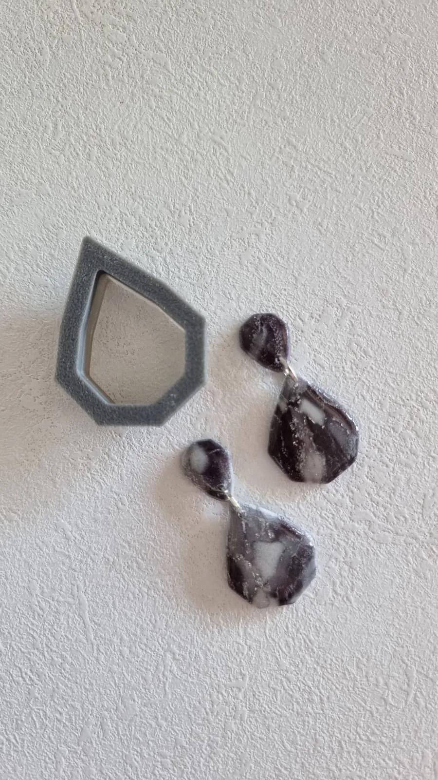 Droplet Earring Cutter view 2