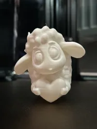 Mouton mignon avec un cœur — photo 2
