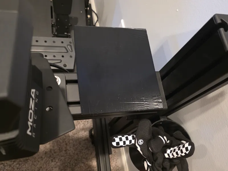 Mouse Pad holder for 8040 - no hardware required