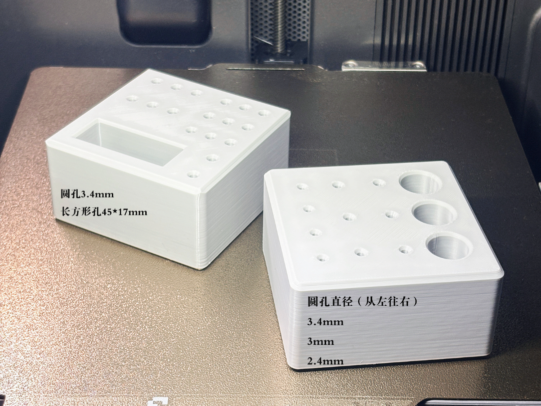 Miniatura 1 do modelo 3D 打磨头收纳盒 美甲师/手工党桌面救星