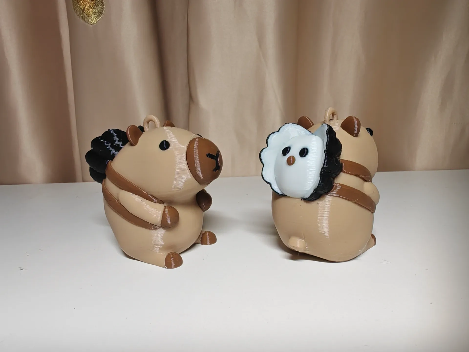 Miniatura 2 do modelo 3D 好闺蜜卡皮巴拉，谐音梗“蚝龟蜜”，生蚝