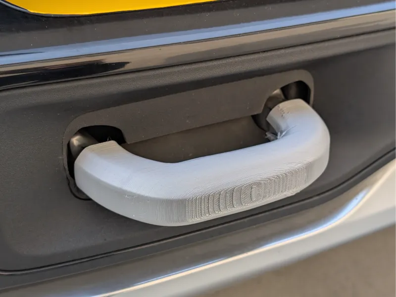 Rivian R1T/R1S Tow Hook Cover