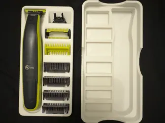 Philips Norelco OneBlade + Accessories Case