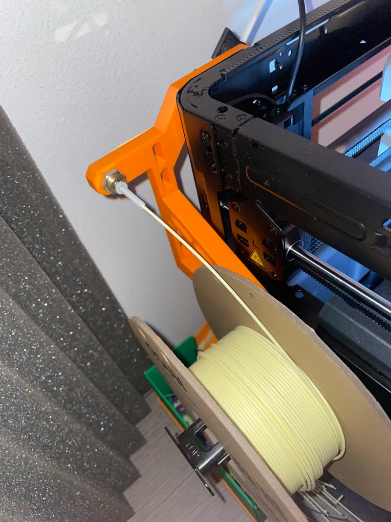 Spool holder for P1