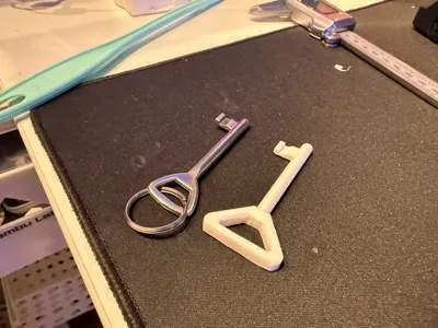 universal key for interior door
