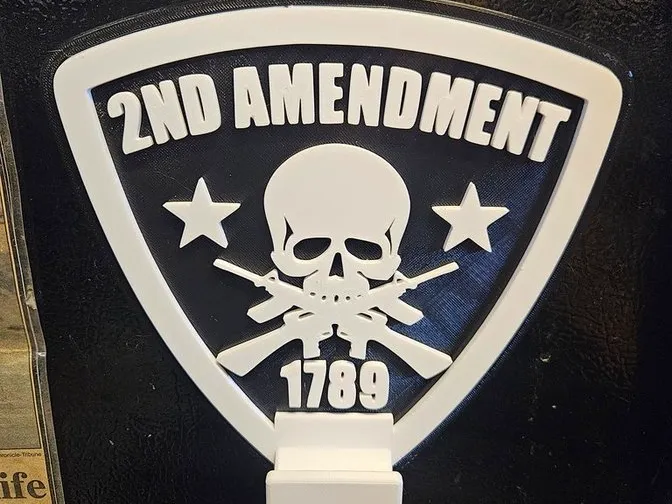 2nd Amendment Shield With hook Large uses 25x4 mag
