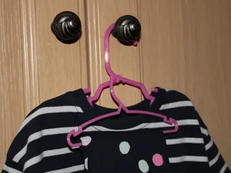 Modular Baby Clothes Hanger with Leggings Clip