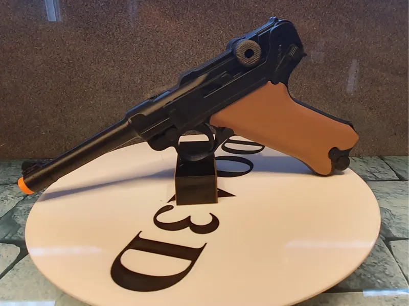 Luger P08 Starr high Resolution