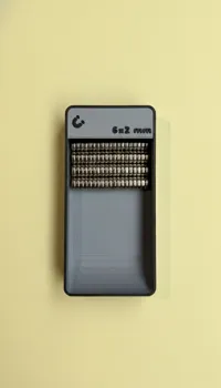 Magnets bin with 6x2 mm label