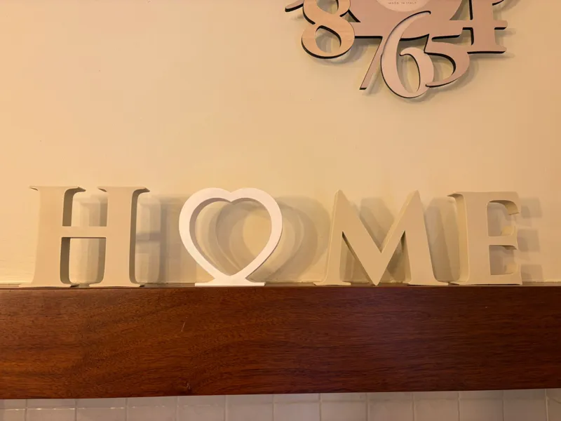 Scritta HOME Personalizzabile